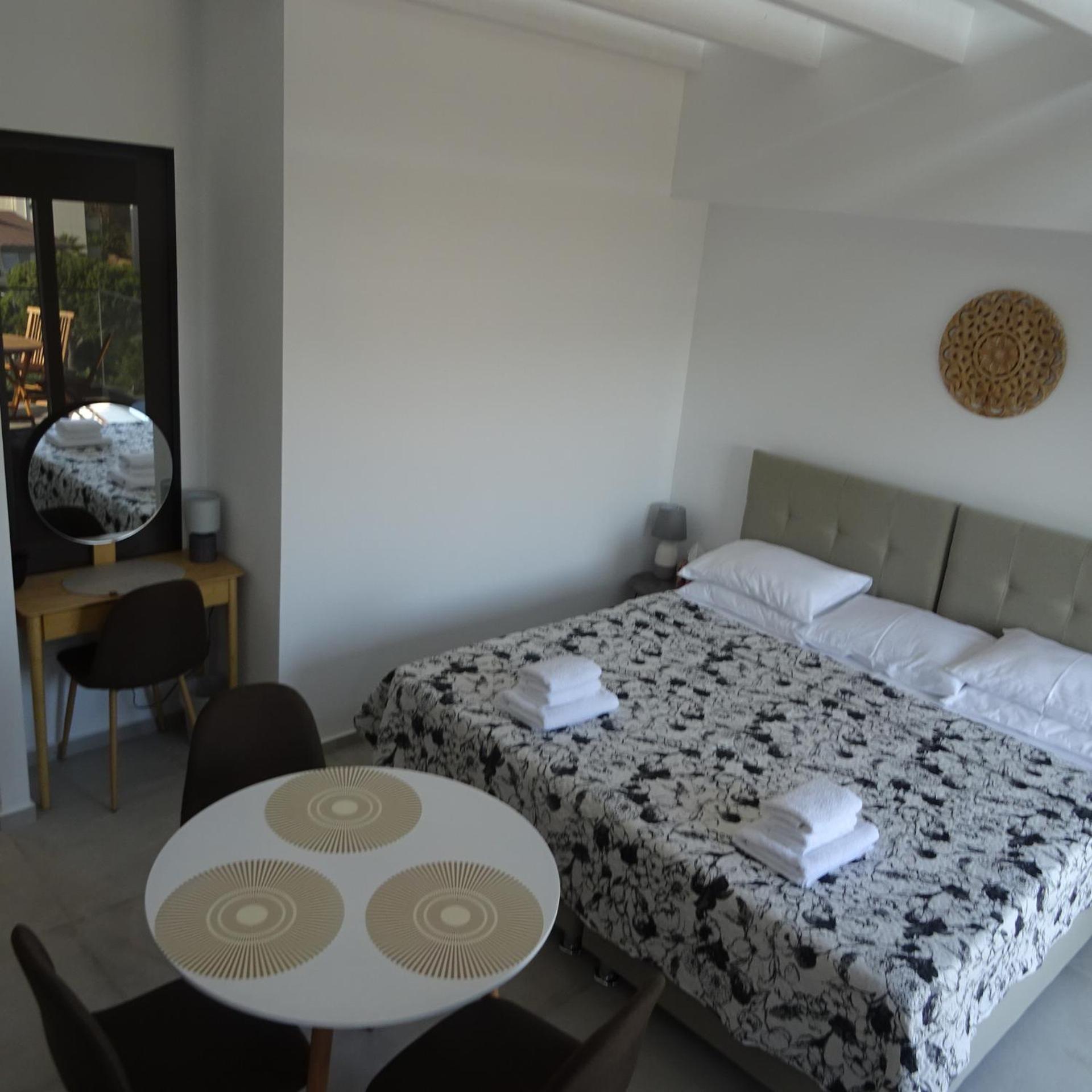 Nelli's Penthouse Appartement *